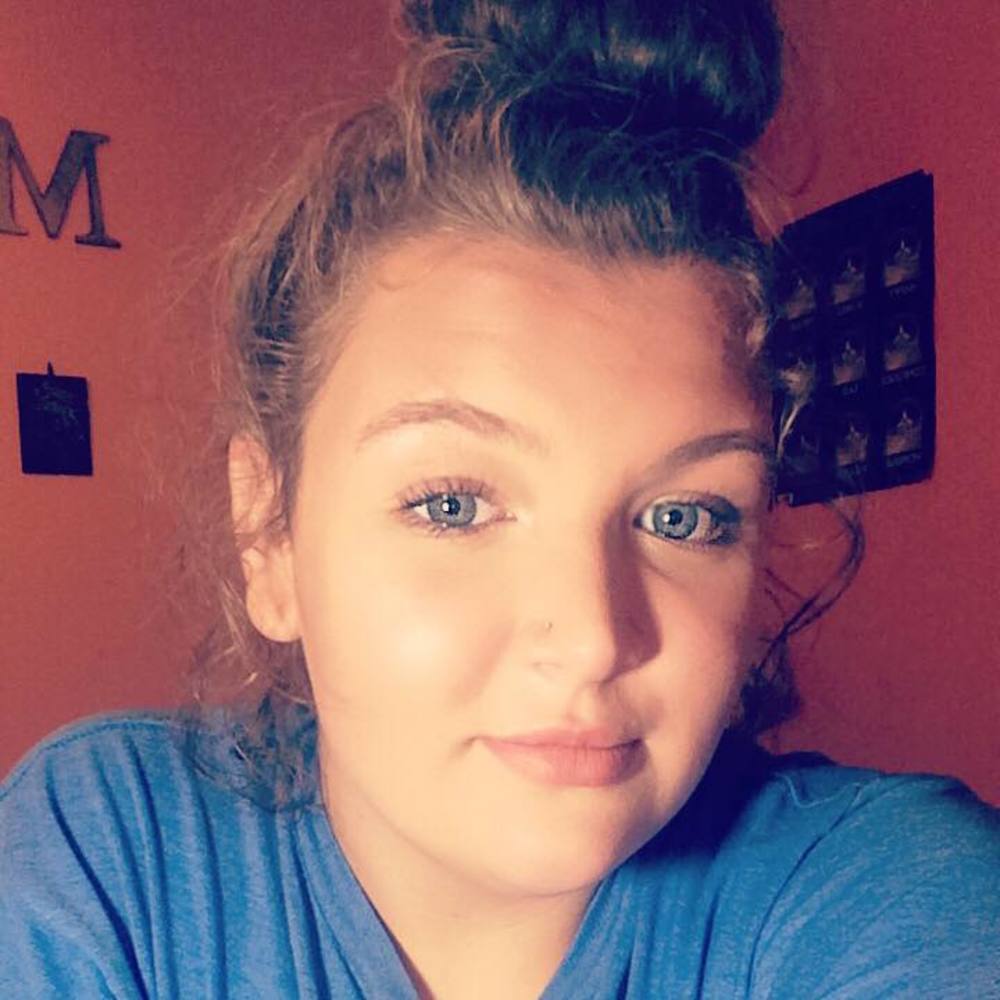 Meet your Posher, Kassie
